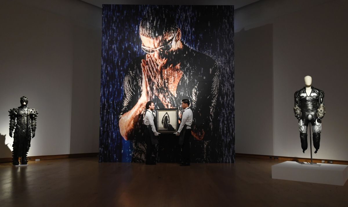 FOTO | Lucrările de artă colecționate de George Michael s-au vândut cu peste 10 milioane de euro