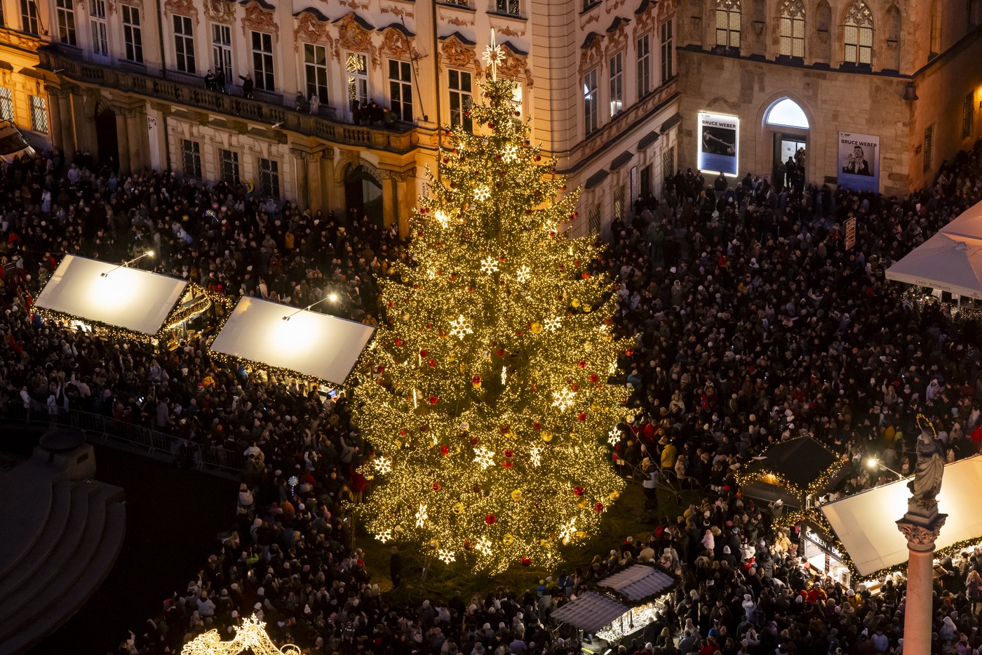 Cei mai frumoși brazi de Crăciun din lume. Bradul din Galeriile Lafayette, din Paris, printre cei mai spectaculoși