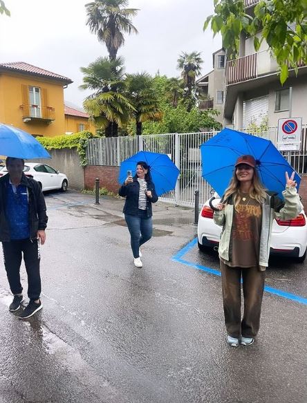 Delia, vacanță de Paște alături de părinții săi. Gina și Ion Matache sunt despărțiți, dar locuiesc în aceeași casă