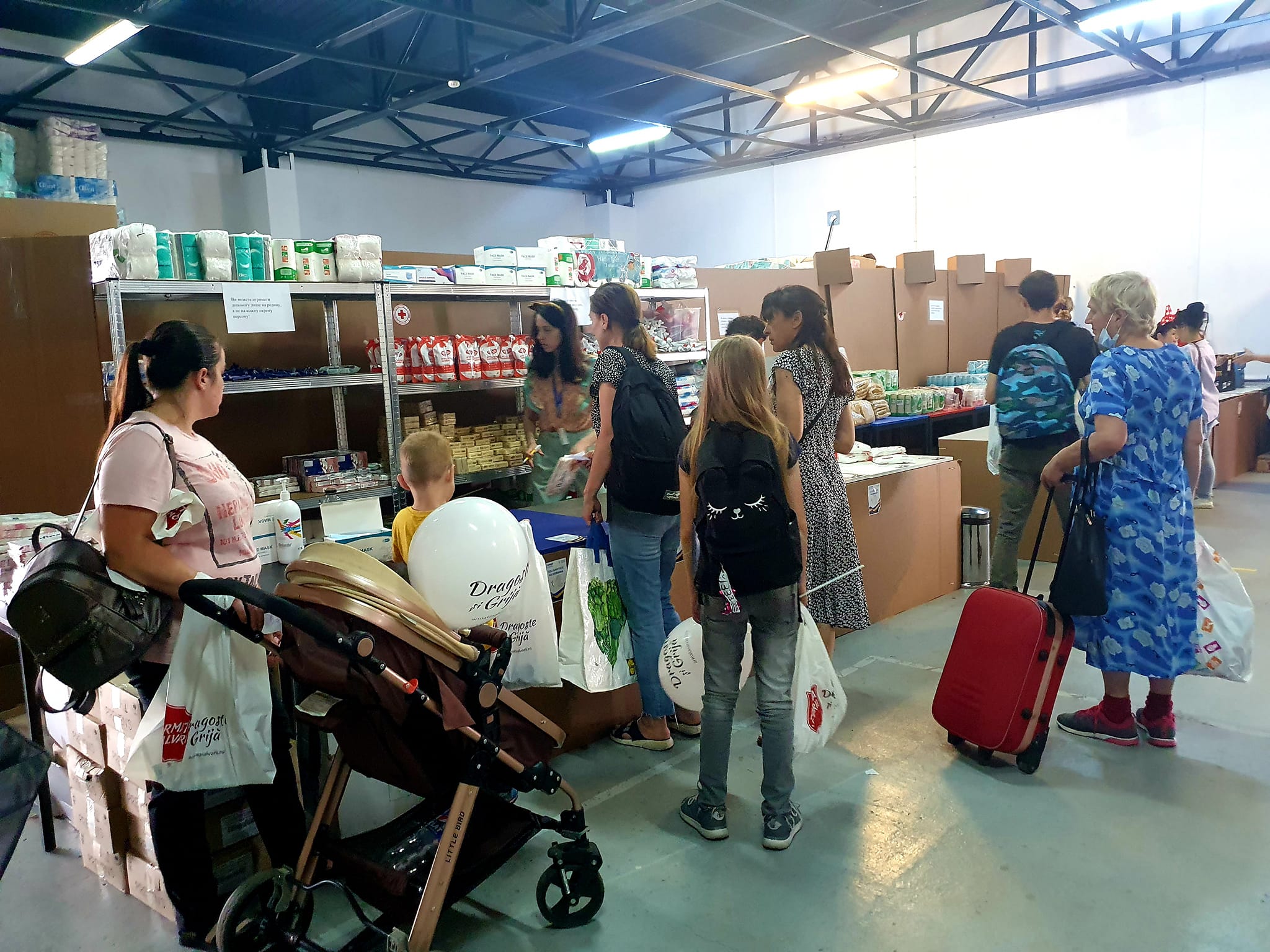 Misiunea unei voluntare care a preluat refugiați ucraineni din Gara de Nord: „M-a surprins abilitatea lor de a supraviețui”