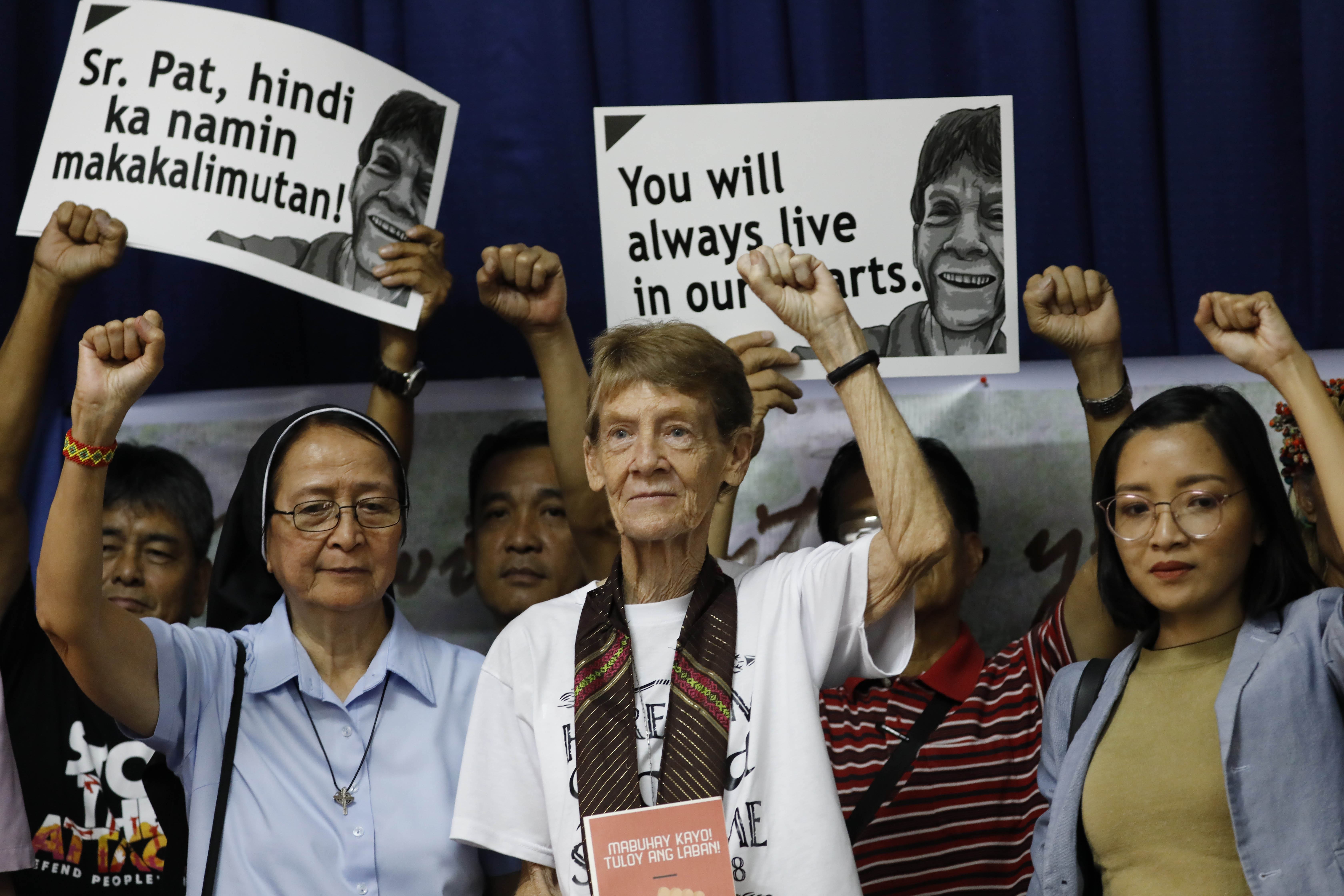 FOTO | Ce a pățit o călugăriță după ce l-a înfuriat pe președintele filipinez Rodrigo Duterte
