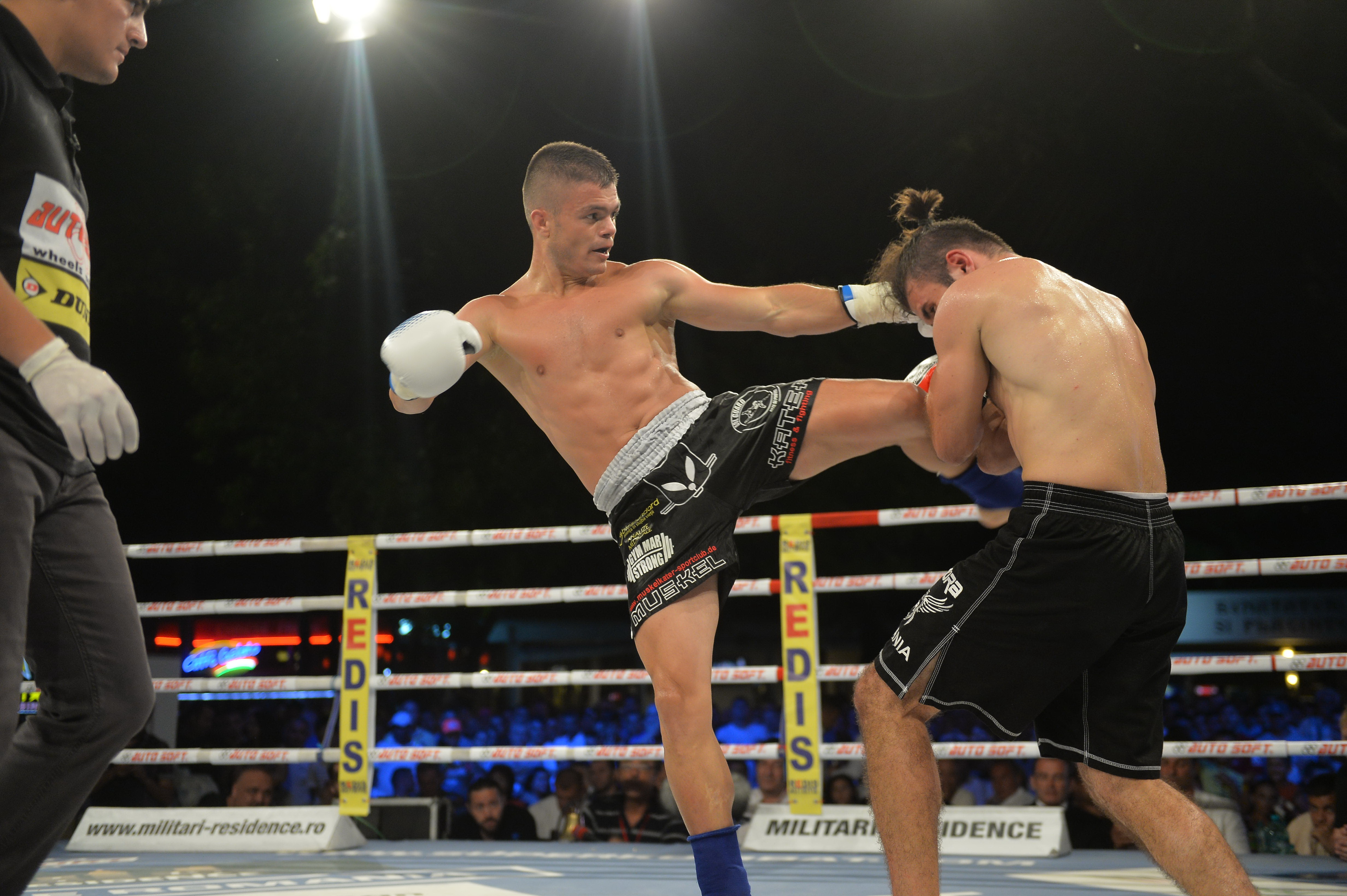 Andrei Stoica îşi păstrează centura de campion mondial / GALERIE FOTO&VIDEO