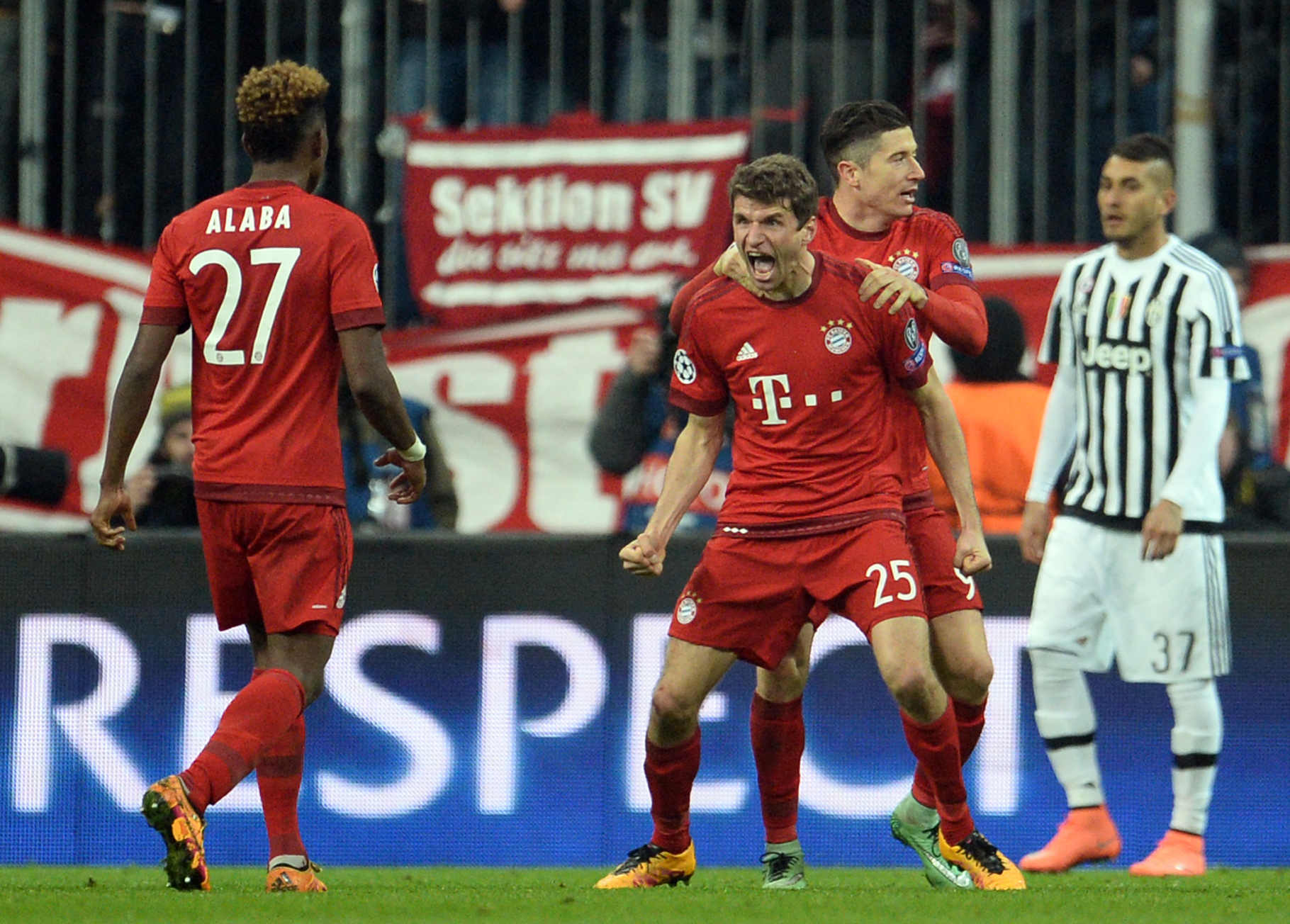 Liga Campionilor, optimi: Bayern - Juventus și Barcelona - Arsenal. ^Nebunie la Munchen. Tripleta MSN l-a ”îngropat” pe Wenger / FOTO&VIDEO