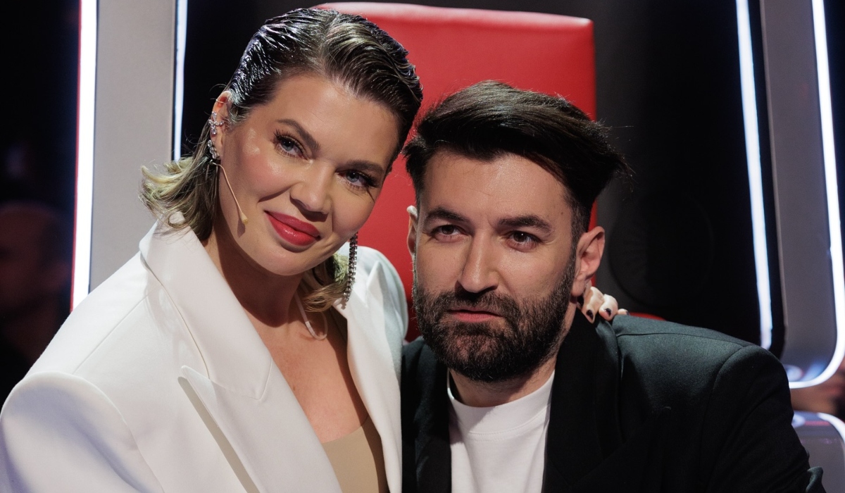 Imaginea cu Smiley și fiica Josephine de la filmările noului sezon „Vocea României” a făcut furori. Artistul a zis: „A venit să-mi ureze baftă”