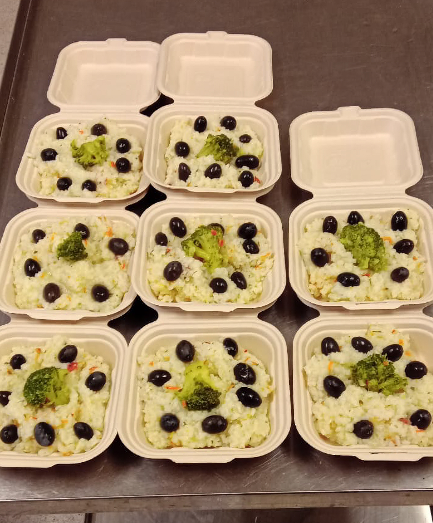 Ce vor mânca de Paști pacienții spitalului din Fălticeni. „E obligatoriu ca meniurile să fie făcute de dieteticieni”