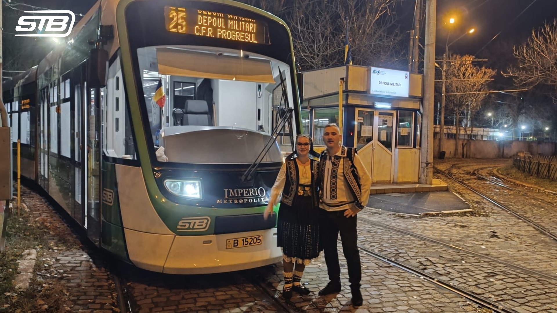 Tramvaiul Tricolor circulă în București pe linia 41. „Arborăm cu mândrie drapelul țării!”