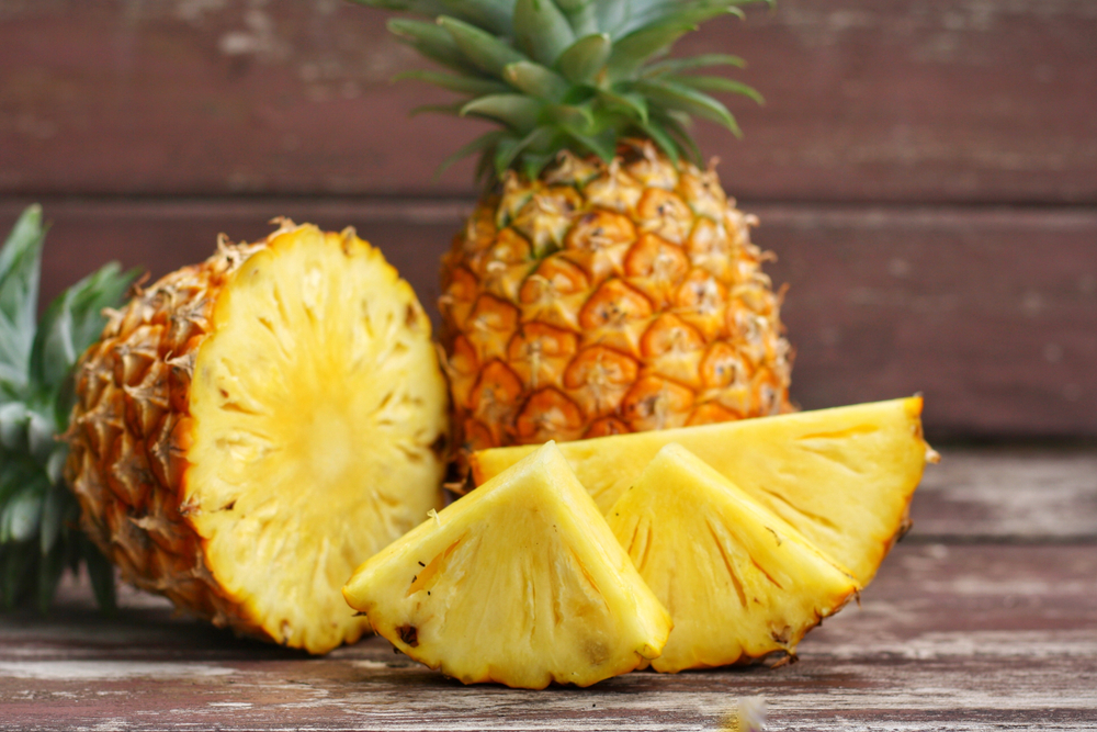Ananas - beneficii pentru sănătate. Cât ananas este recomandat să mănânci zilnic