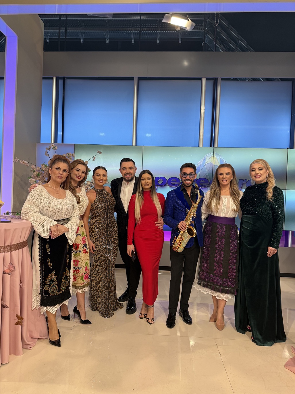 Program TV de Paște 2026 la Antena Stars. Valentin Sanfira și familia Clejanilor, printre numele care apar pe post