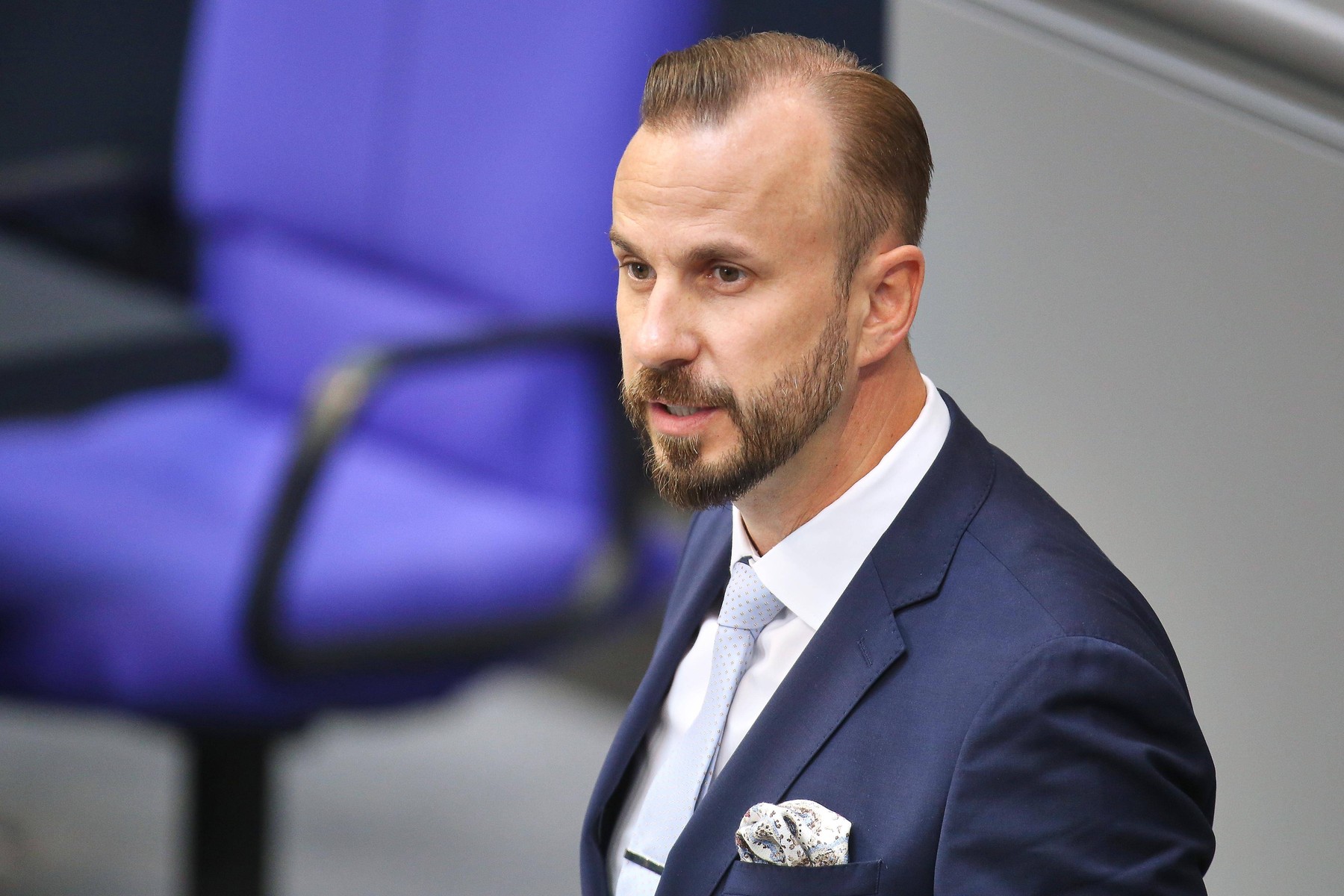 "SRBIJA DA NE UĐE U EU" Poslanik AfD-a Tobijas Tajh: "Kosovo je KRHKA DRŽAVA, pokrenuli bismo preispitivanje odluke o priznanju"