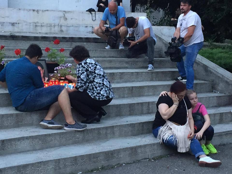 Victimele accidentului de autocar din Brașov au fost comemorate la Iași | GALERIE FOTO