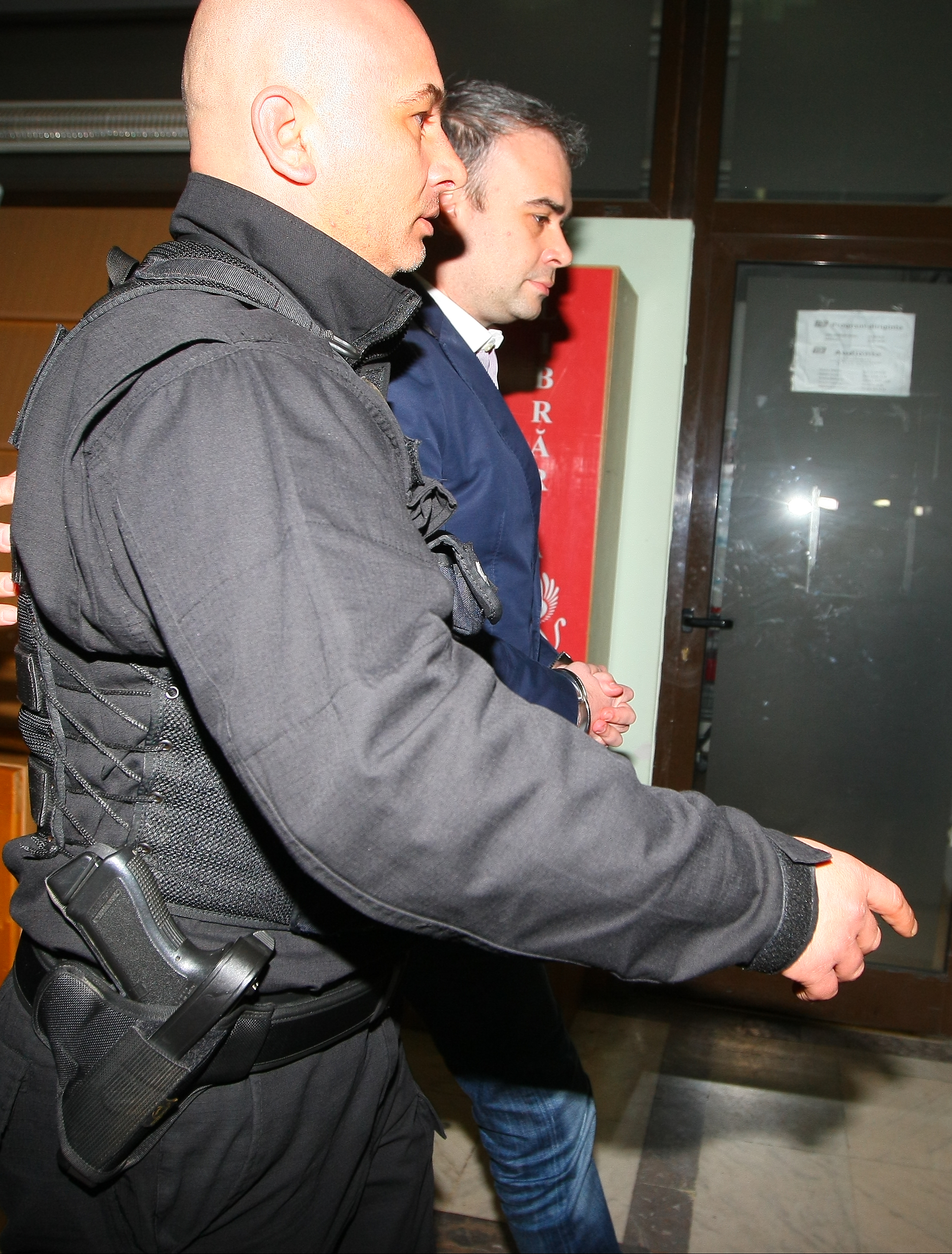 Atunci și Acum: Darius Vâlcov a intrat în politică sub aripa lui Traian Băsescu și a ajuns ”creierul” guvernării PSD-ALDE