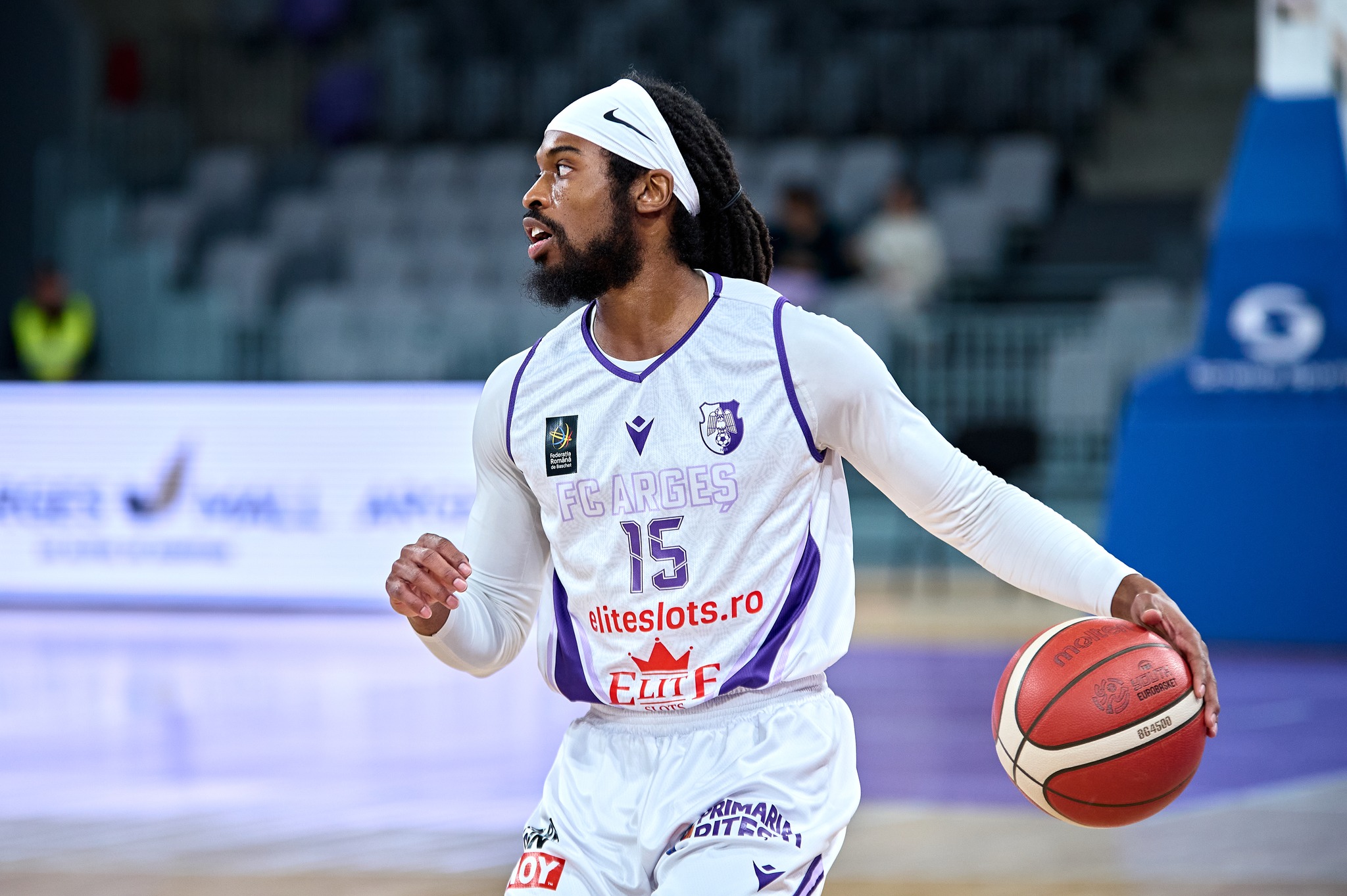 Marcus Thornton, baschetbalistul american de la FC Argeș care a jucat pe patru continente și în naționala SUA: „M-a surprins cât de mulți munți aveți, iar peisajele sunt de vis”