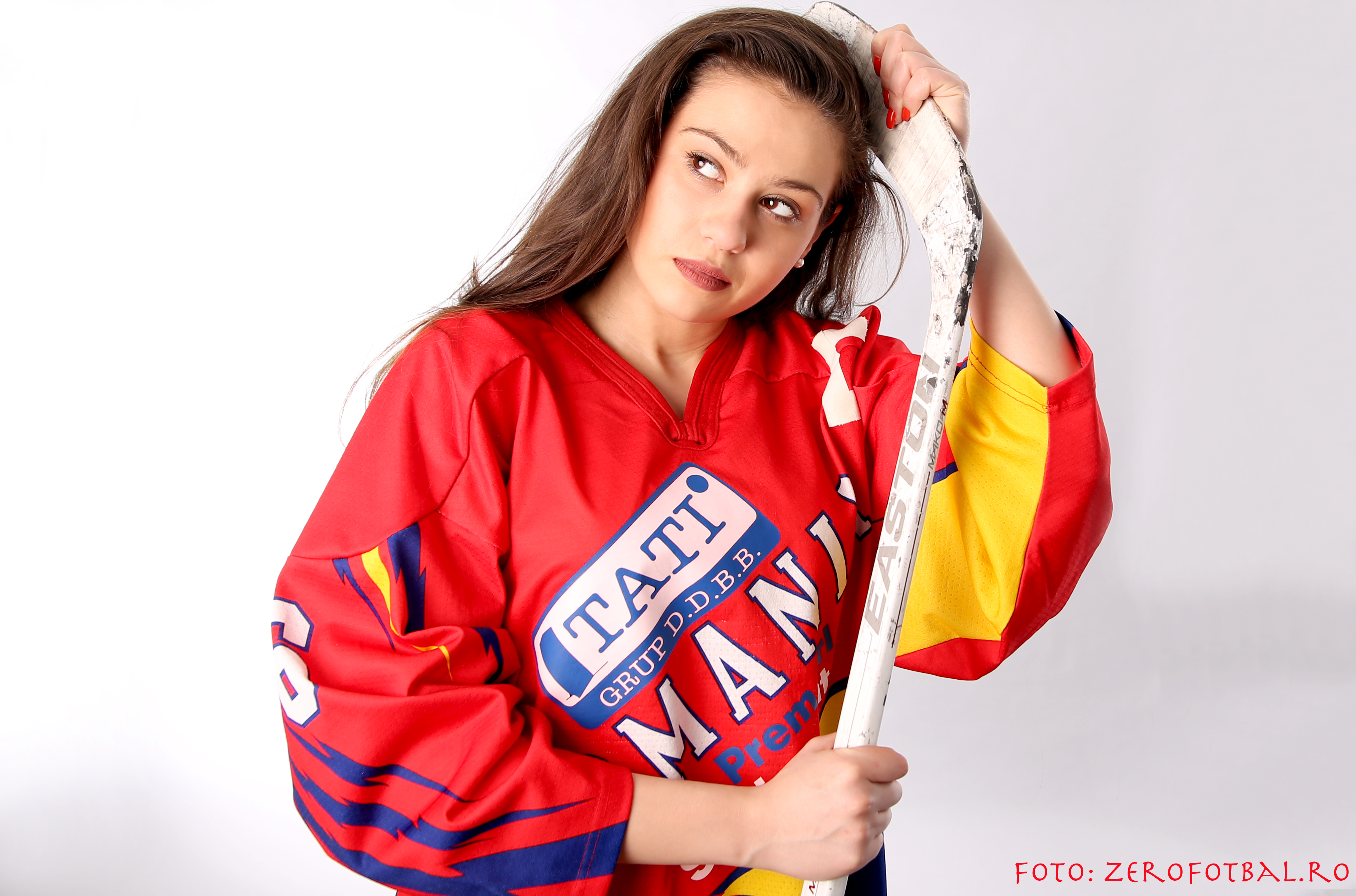 Alina, cea mai rea fată din sportul românesc. ^Nu te pune cu ea, că te strivește cu un bodycheck!