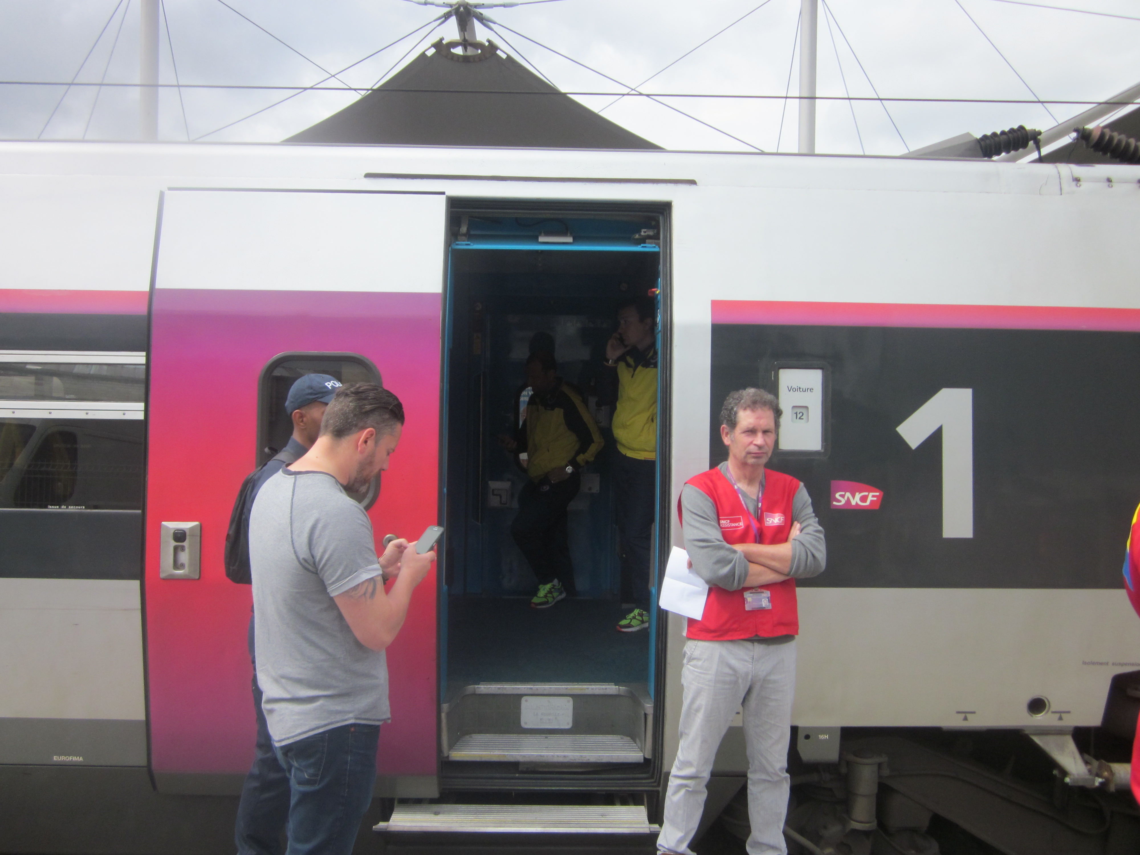 Euro 2016, România - Albania (duminică, ora 22:00). Tricolorii au ajuns cu TGV-ul la Lyon. Diseară, antrenamentul oficial / GALERIE FOTO și VIDEO