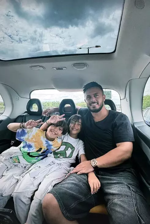 Decizia luată de Gabi Bădălău după ce Claudia Pătrășcanu a câștigat procesul și dreptul de a apărea la TV cu copiii lor: „Un semn de pace”