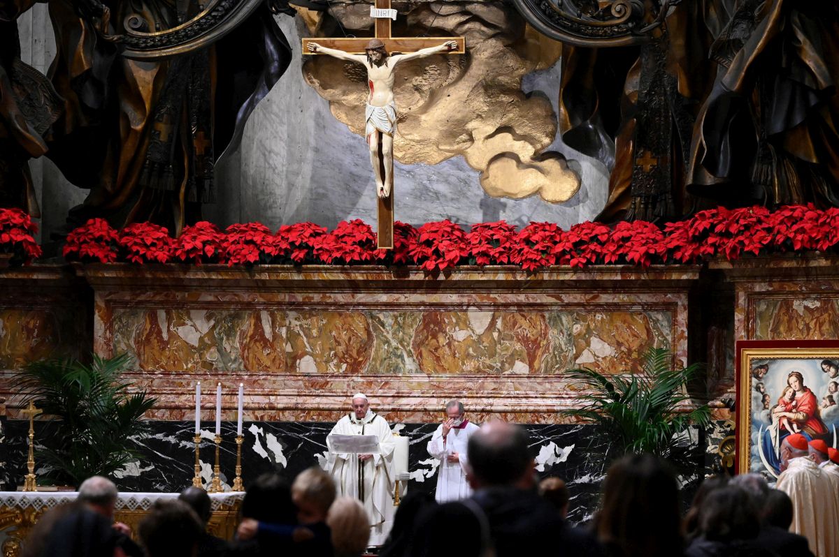VIDEO | Slujba din Ajunul Crăciunului, oficiată de Papa Francisc în condiții speciale