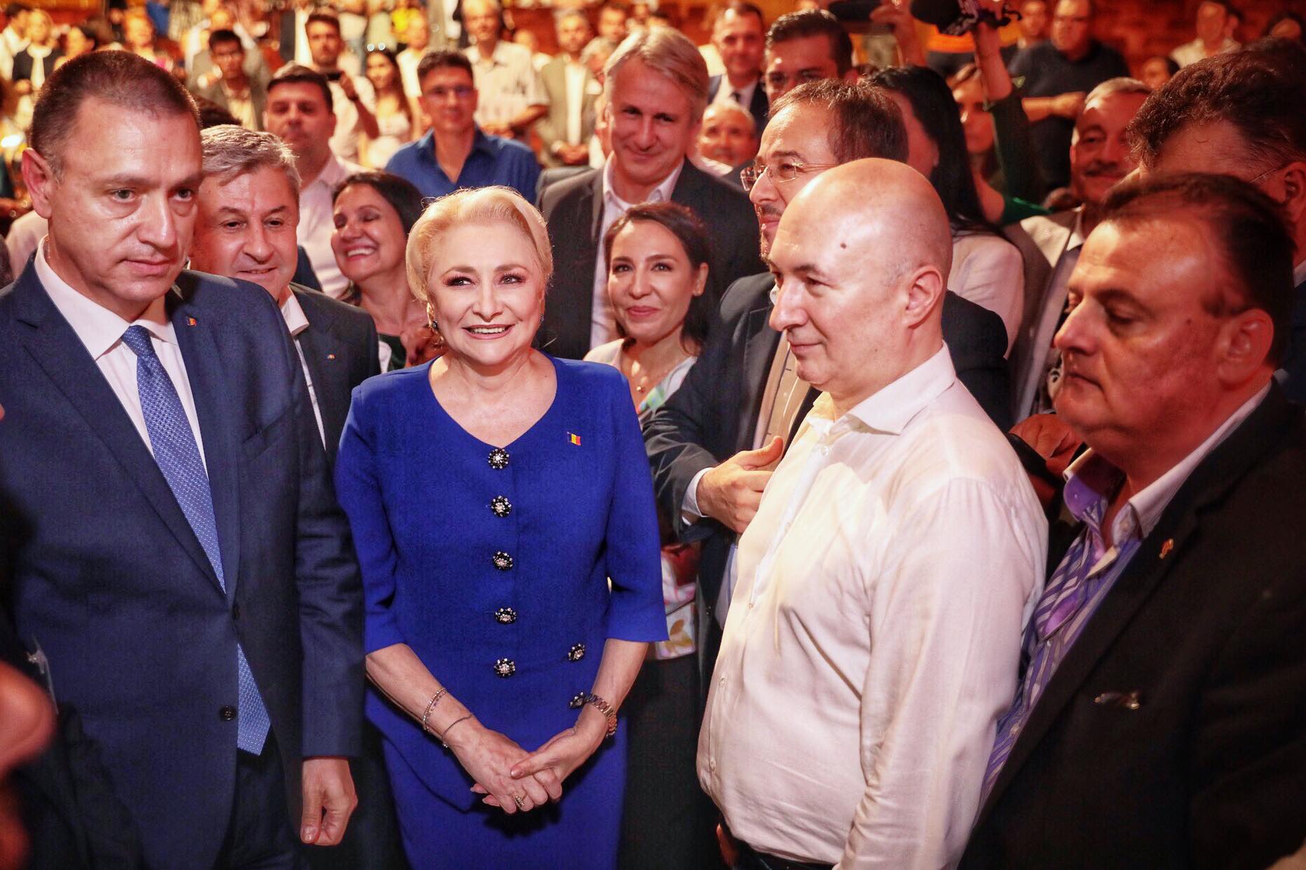 Portret de candidat. Cine este Viorica Dăncilă: Prima femeie politician care a ajuns premierul României, şefa social-democraților și prezidenţiabila PSD