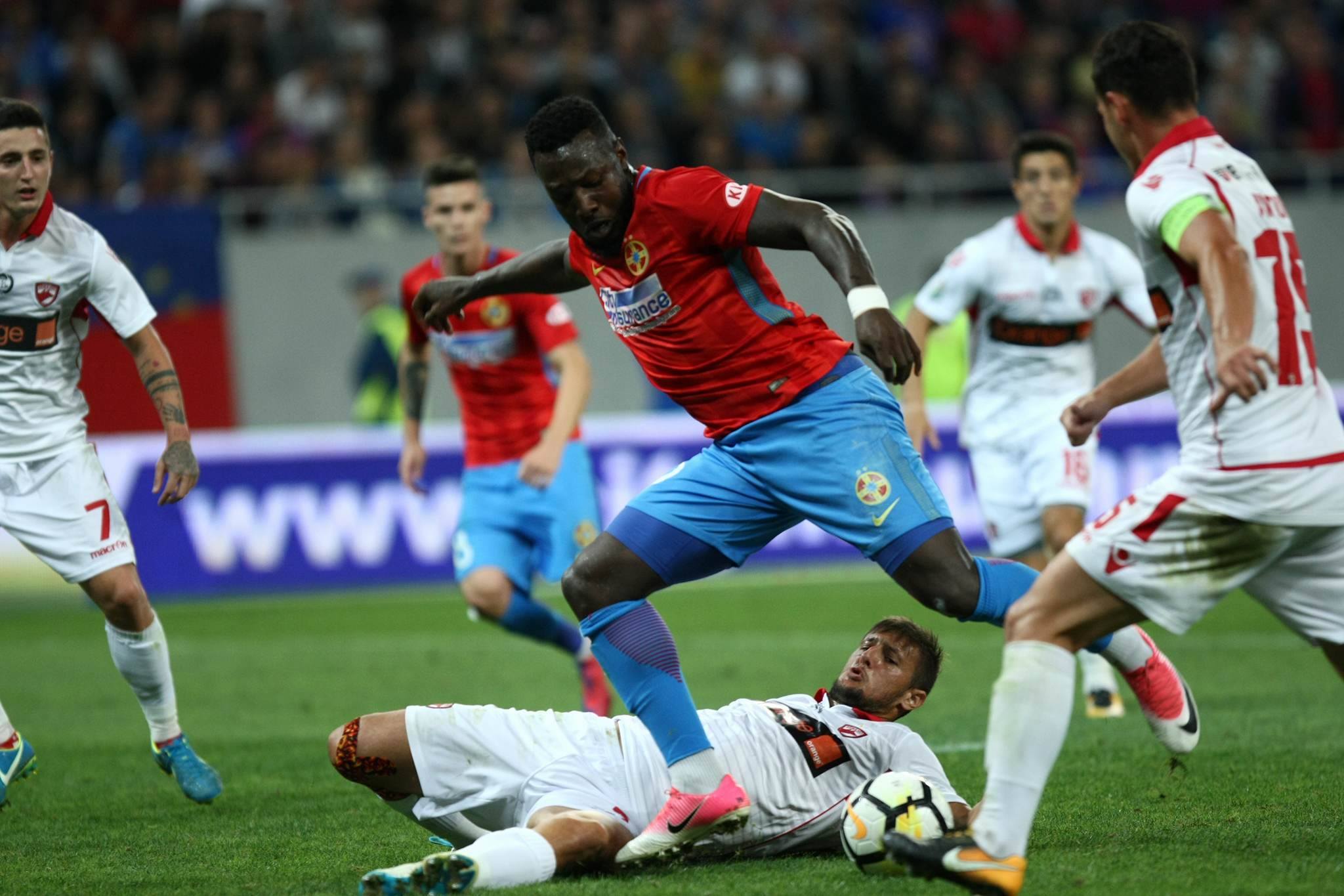 Toate reacțiile după Derby de România: FCSB - Dinamo 1-0. Gigi Becali: ”E bucurie. Cânt Traviata de Verdi”. Mutu: ”Egalul era echitabil”  / GALERIE FOTO