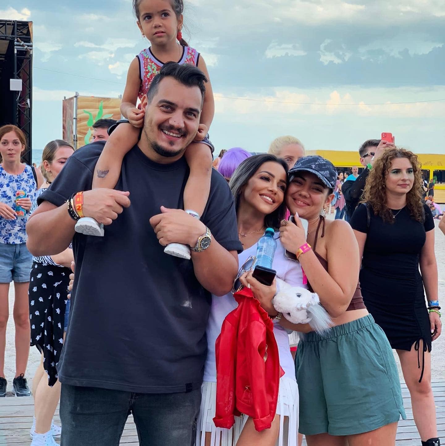 Ce relație are Bursucu cu Alessia, fiica sa vitregă: „Și eu am dat în străchini”