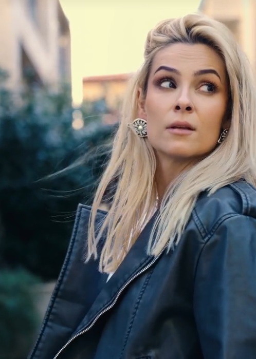 Elena, fosta soție a lui CRBL, în lacrimi la mai bine de jumătate de an de la divorțul de artist: „La 36 de ani am pornit de la 0. Am trei joburi”
