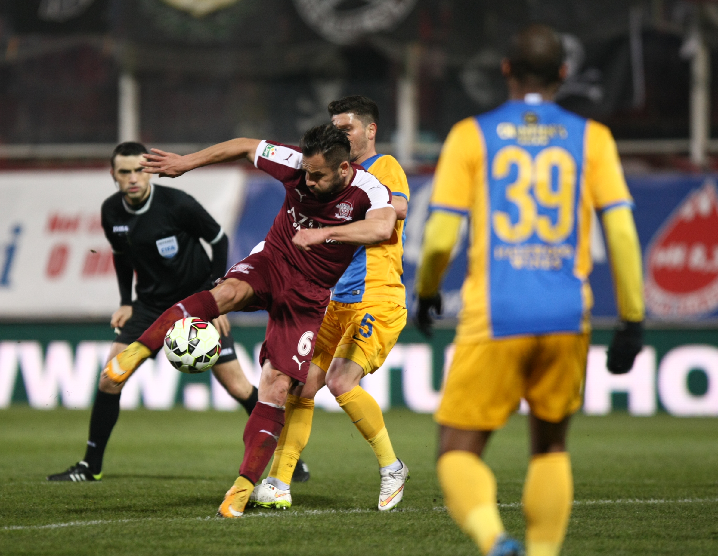 Rapid - Petrolul 1-1. Teixeira a înscris o bijuterie de gol / GALERIE FOTO