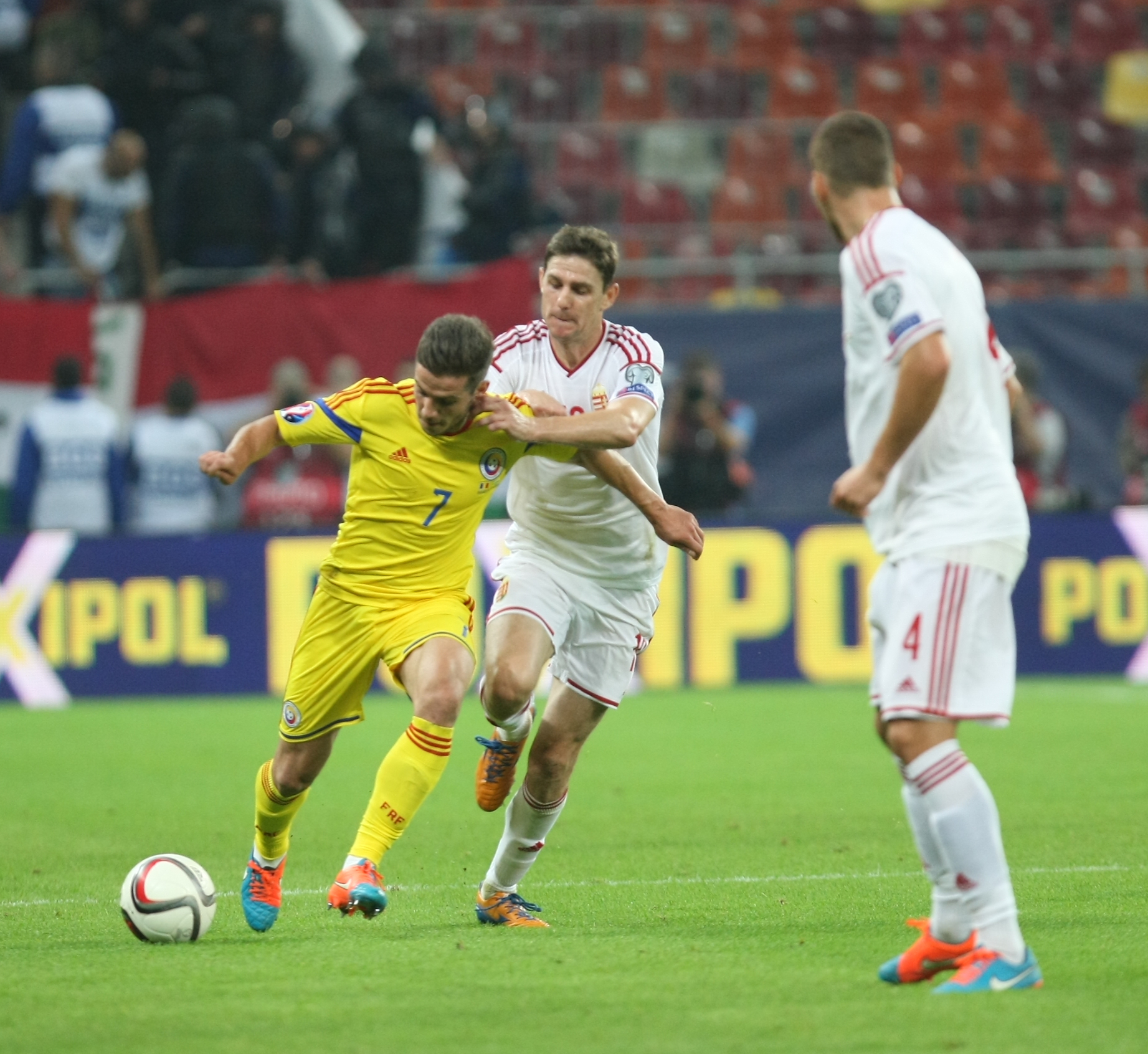 LIVE BLOG / FOTO&VIDEO. MECIUL ANULUI, ROMÂNIA - UNGARIA 1-1