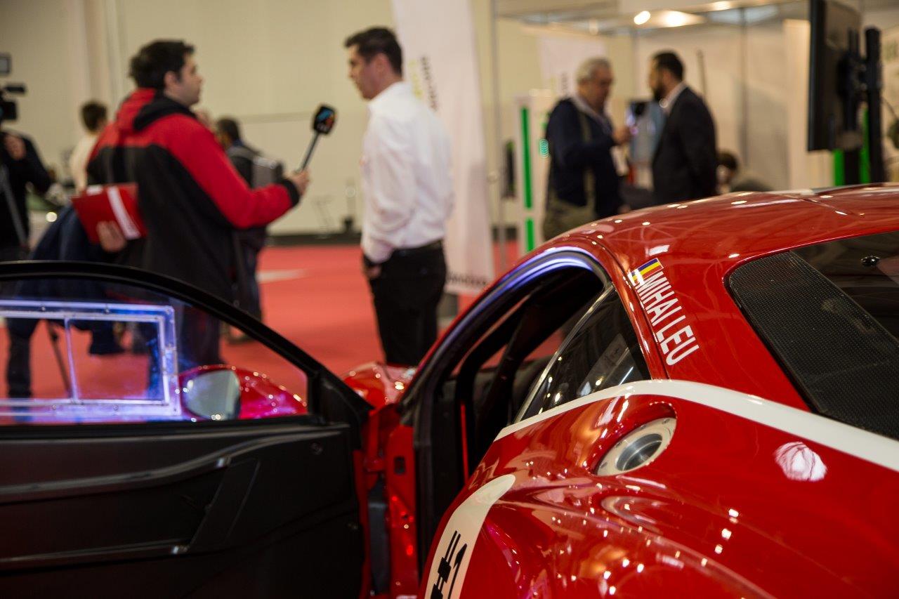 Cum arată mașina Ferrari cu care Mihai Leu va alerga în Campionatul Național / FOTO