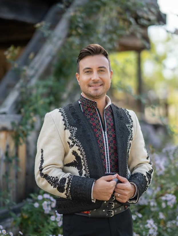 S-a aflat cine este femeia cu care Valentin Sanfira a înlocuit-o pe Codruța Filip. Legătura pe care o are cu Liviu Dragnea