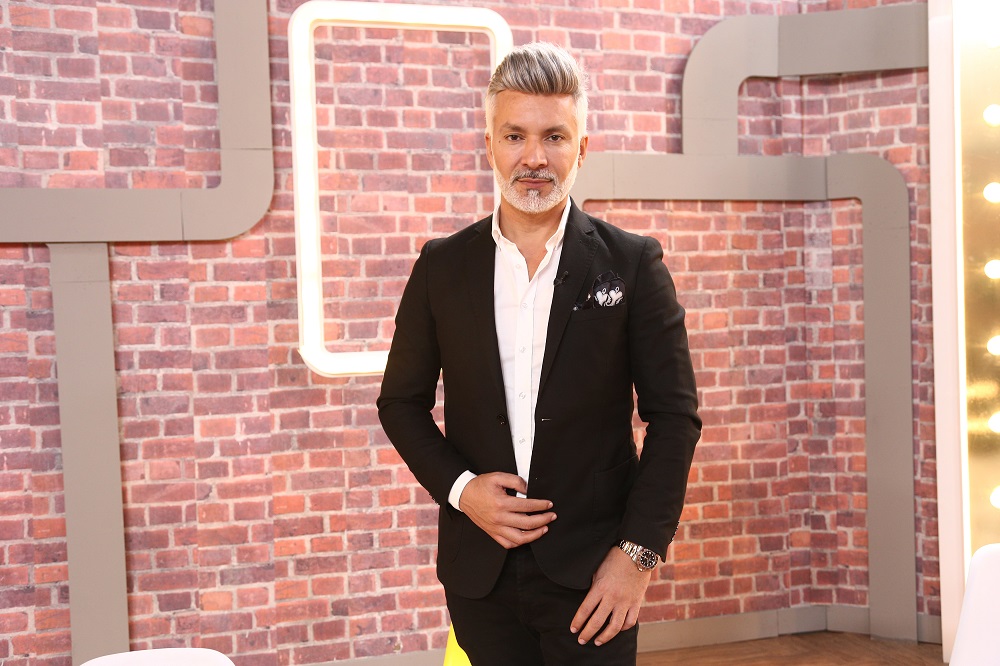 Cine sunt concurenții din prima ediție „Stand-Up Revolution”. Otilia Bilionera face show în fața juraților