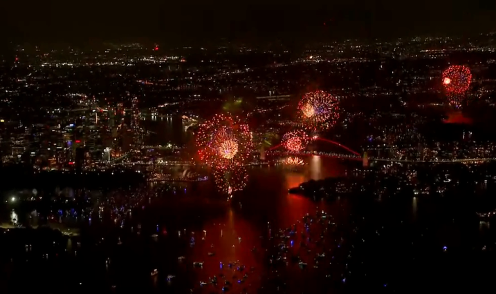 Revelion 2024 în lume. Spectacol fastuos la Burj Khalifa, în Dubai. Focuri de artificii anulate în mai multe orașe din Marea Britanie, din cauza vremii