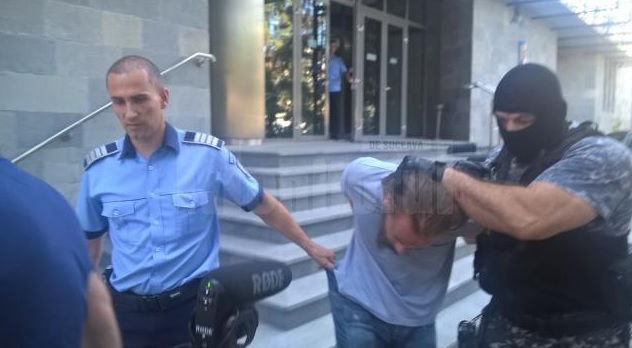 EXCLUSIV/ Mărturii cutremurătoare ale asasinului care l-a hăcuit pe polițist în gara din Suceava: „Urăsc polițiștii!” / GALERIE FOTO