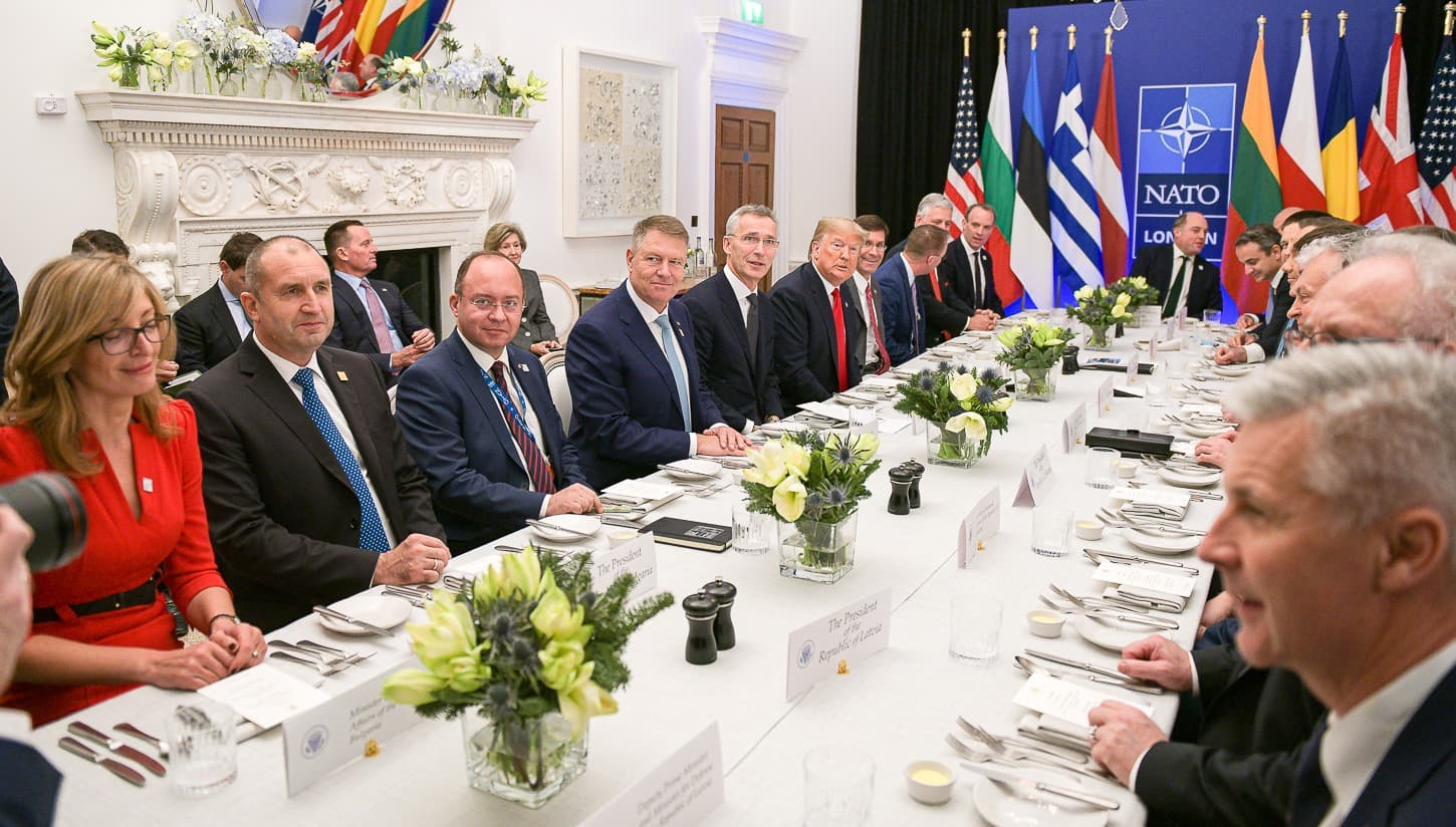 Iohannis, la masa liderilor NATO care alocă 2% din PIB pentru Apărare. Trump plusează: poate creștem la 4%