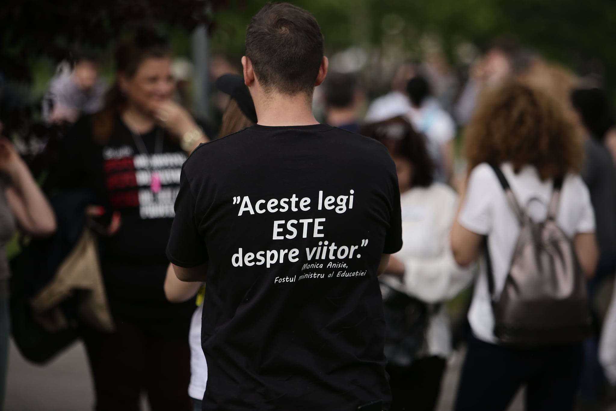 Al doilea protest major al cadrelor didactice. Ce le-a promis Iohannis sindicaliștilor, în a doua săptămână de grevă, în timp ce profesorii protestau la Palatul Cotroceni