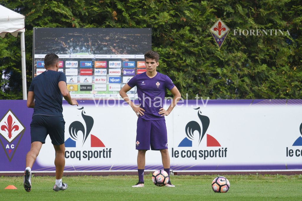 Ianis Hagi a fost titular și în al doilea amical disputat de Fiorentina GALERIE FOTO și VIDEO