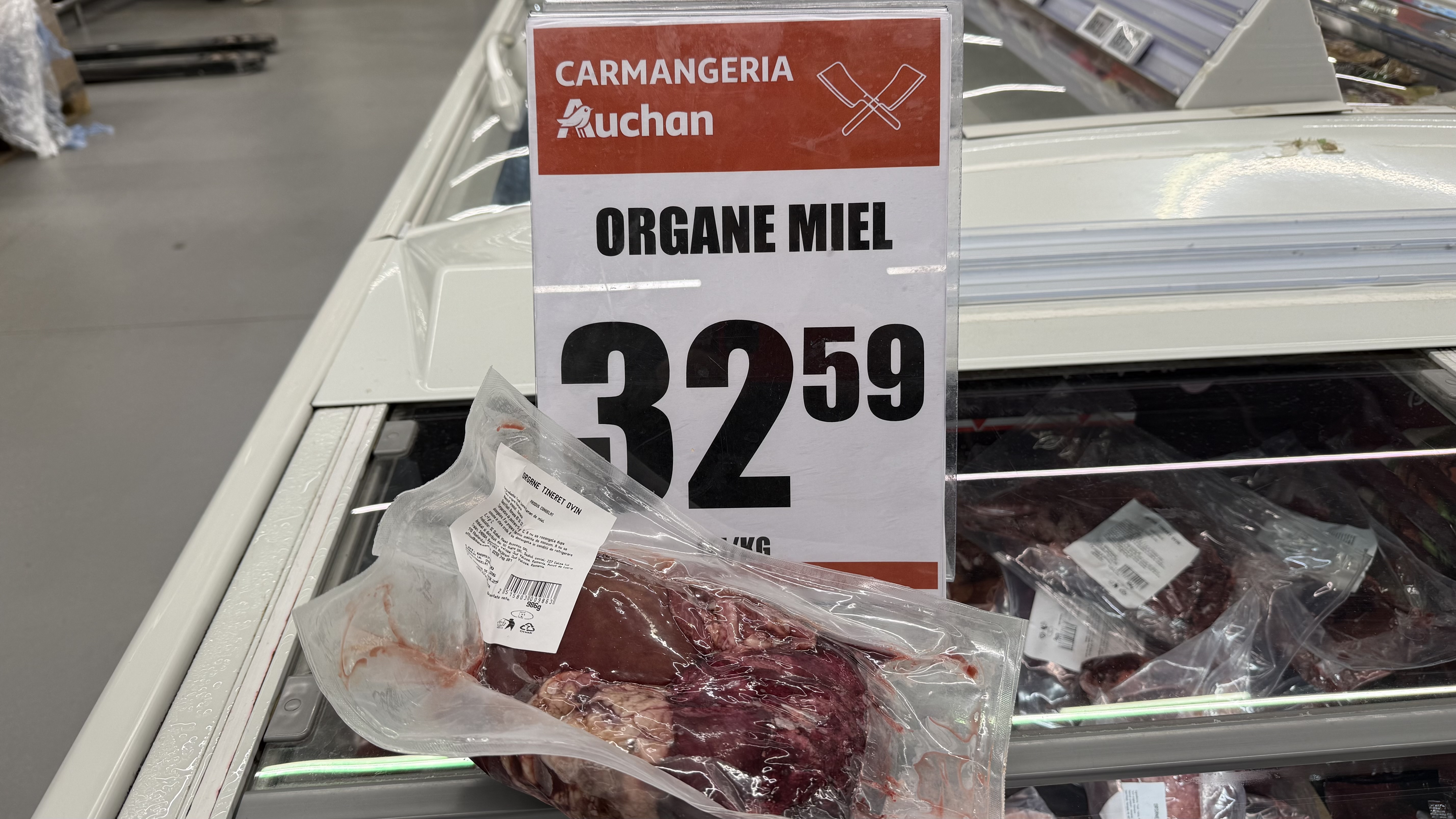 Cât costă kilogramul de carne de miel în supermarket? Mult mai scump decât în piață!