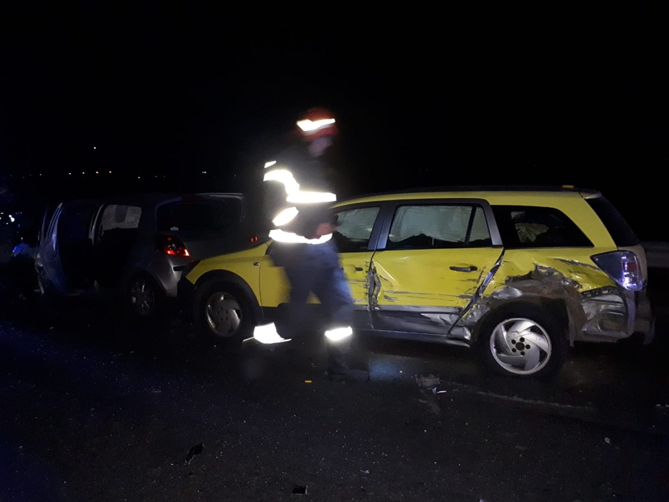 Accident rutier cu 12 victime în Caransebeș. A fost activat Planul Roșu