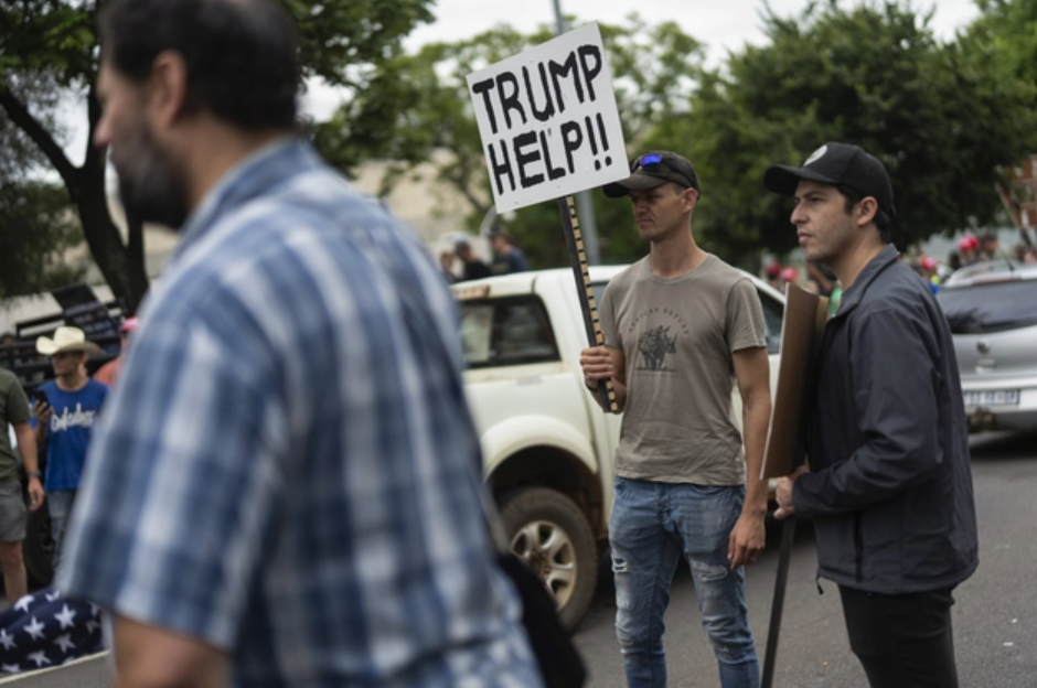 Trump's controversial resettlement plan for white South Africans draws new allies