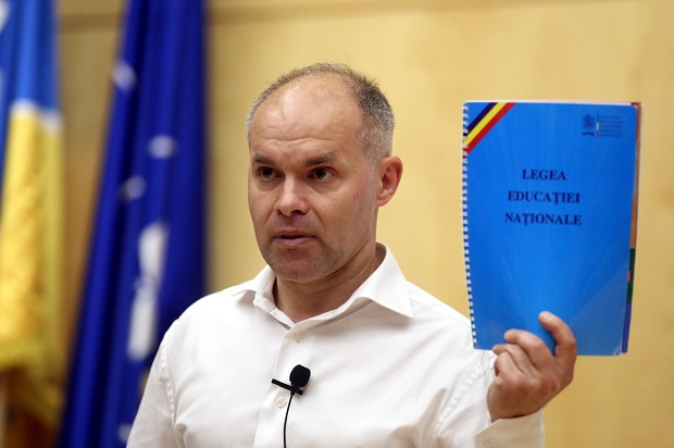 Daniel Funeriu, candidat independent la Președinția României | Portret