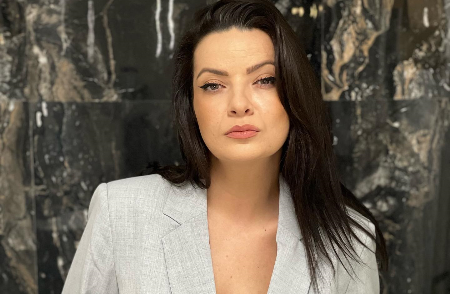 Anca Dinicu este însărcinată. Cine este iubitul actriței și cum a făcut anunțul că vor deveni părinți. „Mai bine să aflați de la mine”