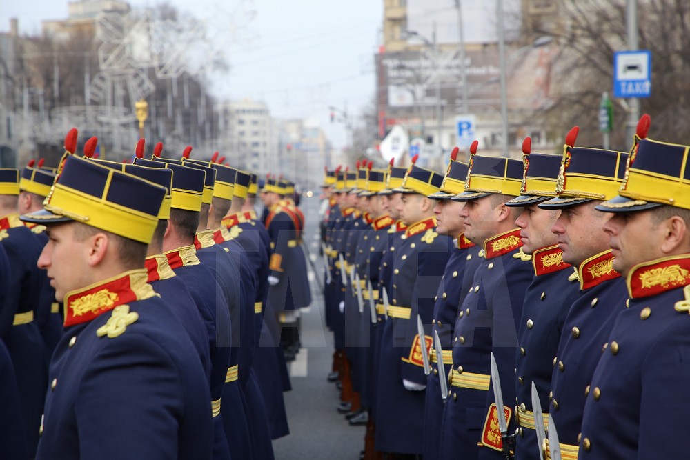 Preşedintele Iohannis a participat la ceremonia dedicată victimelor Revoluţiei, în Piaţa Universităţii / FOTO&VIDEO