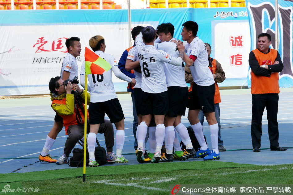 Budescu nu renunță la Euro. Atacantul nu a marcat, dar a contribuit cu o pasă de gol la victoria echipei sale în China | VIDEO