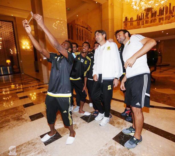 Victor Piţurcă se desparte de Lucian Sânmărtean. Al Ittihad negociază cu un câştigător al Ligii Campionilor