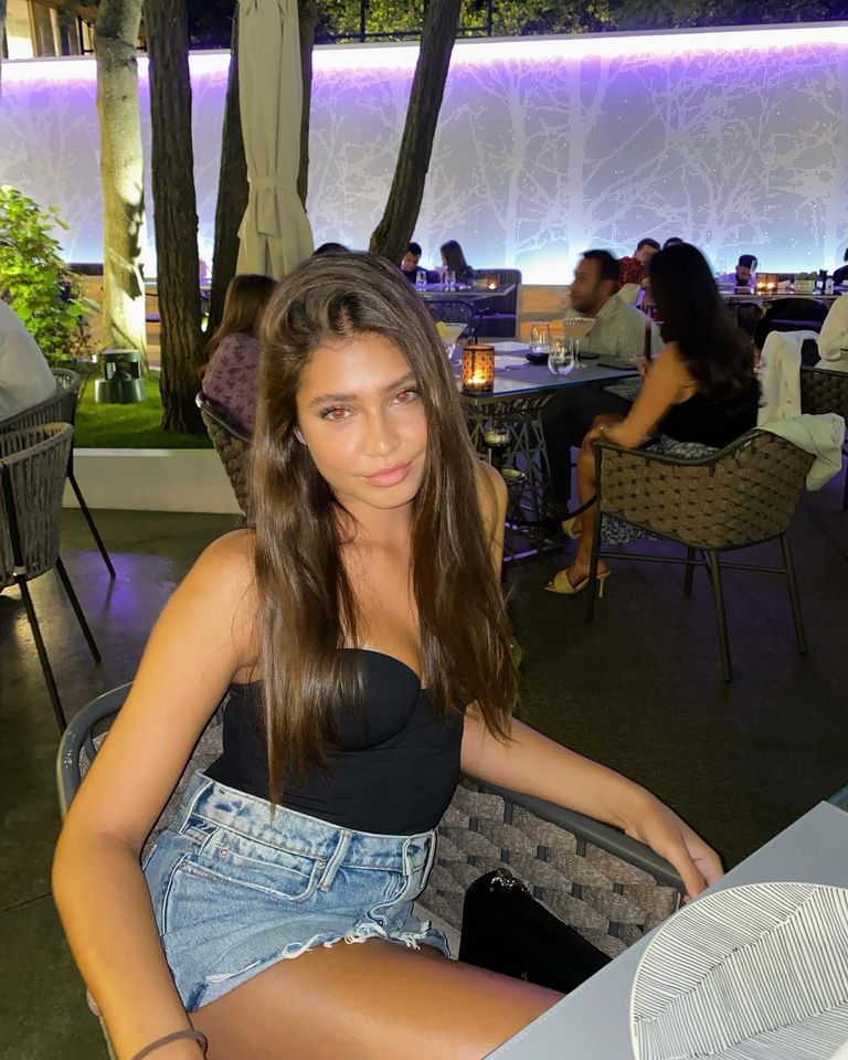 Elena Chiriac doarme pe jos după întoarcerea de la „Survivor”. Nu se poate odihni în pat: „Nu glumesc”