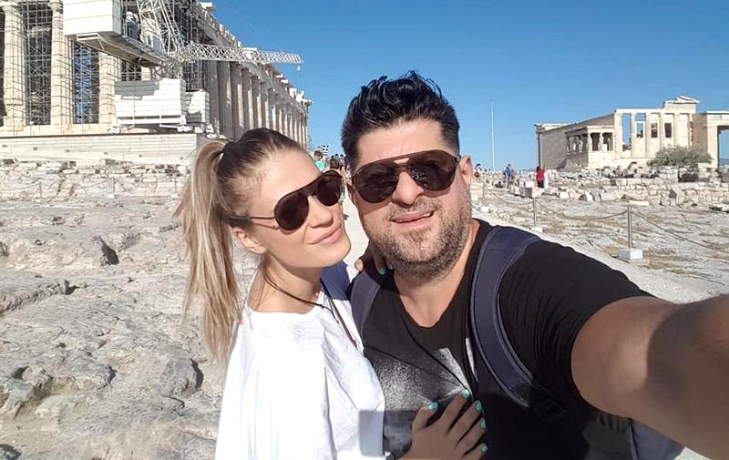 Tavi Colen a întors un avion la sol la scurt timp după decolare. Ce s-a întâmplat în aeronavă: „I-am luxat mâna unei stewardese”
