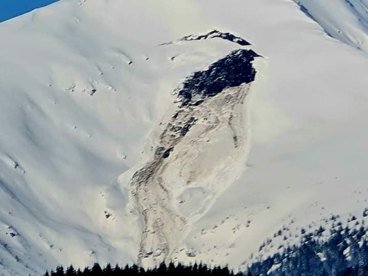 „Avalanșă de mari dimensiuni” în Munții Rodnei. Semnalul de alarmă tras de salvamontiști