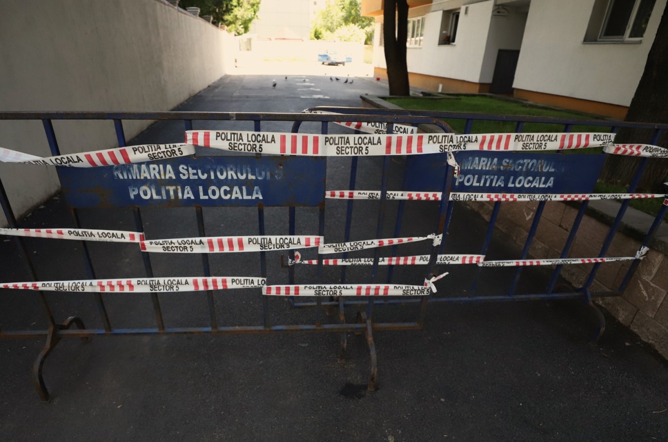 Locatarii blocului care a explodat în Rahova acum 9 luni și-au pierdut speranța: „Ne duc până la alegeri, atunci poate se mișcă lucrurile”