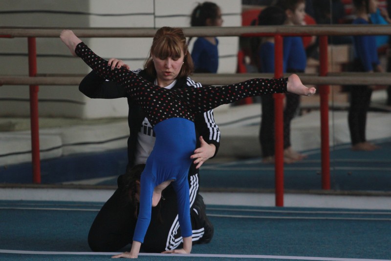 O zi din viața unor gimnaste: cu cântec spre sală, înainte! (EPISODUL 2) / FOTO&VIDEO