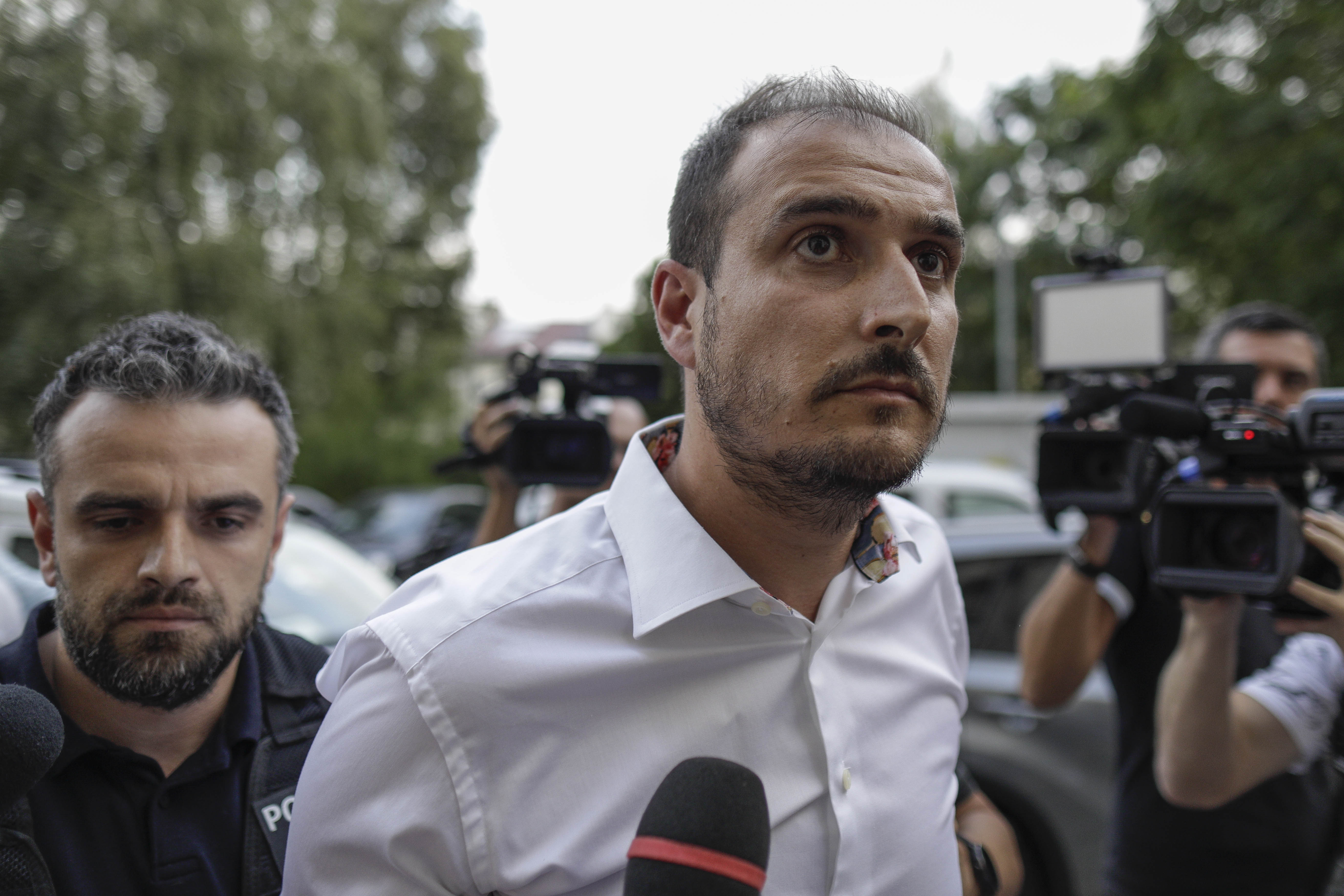Ionuț Doldurea și Cosmin Stîngă, patronii stației GPL care a explodat la Crevedia, duși din nou la audieri, după ce și-au petrecut noaptea în arest