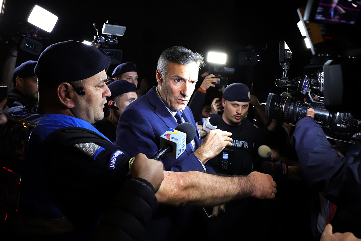 Fostul șef SRI Florian Coldea, generalul SRI Dumitru Dumbravă şi avocatul Doru Trăilă, plasaţi sub control judiciar