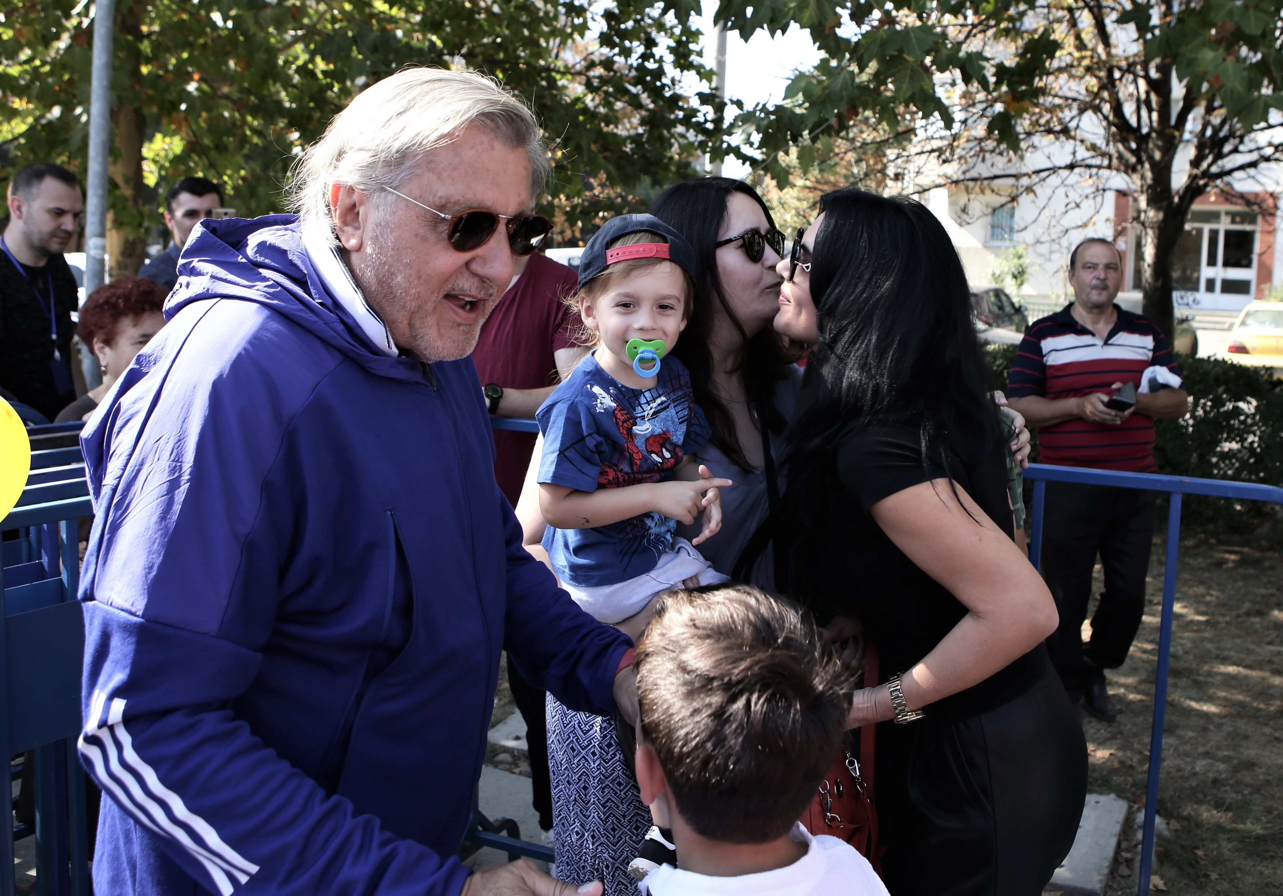 FOTO/ Amalia și noua iubită a lui Ilie Năstase au dat nas în nas la un eveniment organizat de Nadia Comăneci. Gestul făcut de cele două atunci când s-au văzut